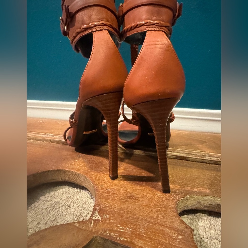 Gucci Women's Orange Braided Heels - Picture 9 of 9
